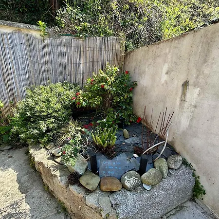 Charming Seaside Family - Sleeps 8 Hébergement de vacances *